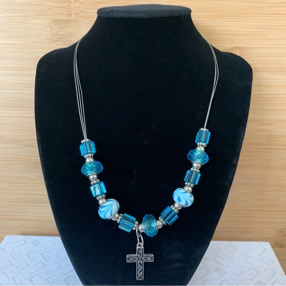 NWT Facets 5th Avenue Blue Art Glass Beaded Necklace Cross Pendant - Picture 1 of 5